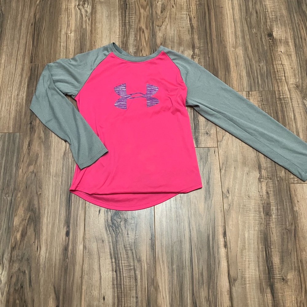 Pink kids long sleeve under amour shirt.